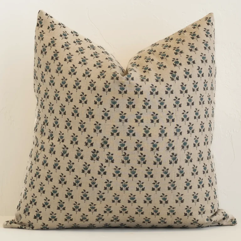 An eye-catching linen large cushion cover featuring a sand hue. It has a unique floral style.